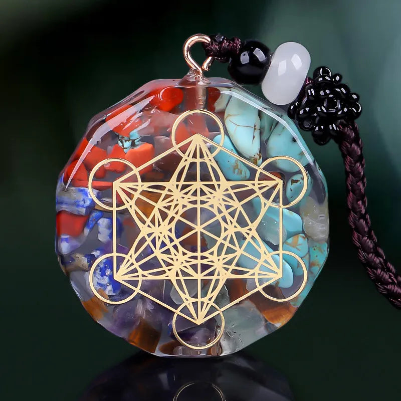 Colar com pendente de Orgonite – Encantos do Universo